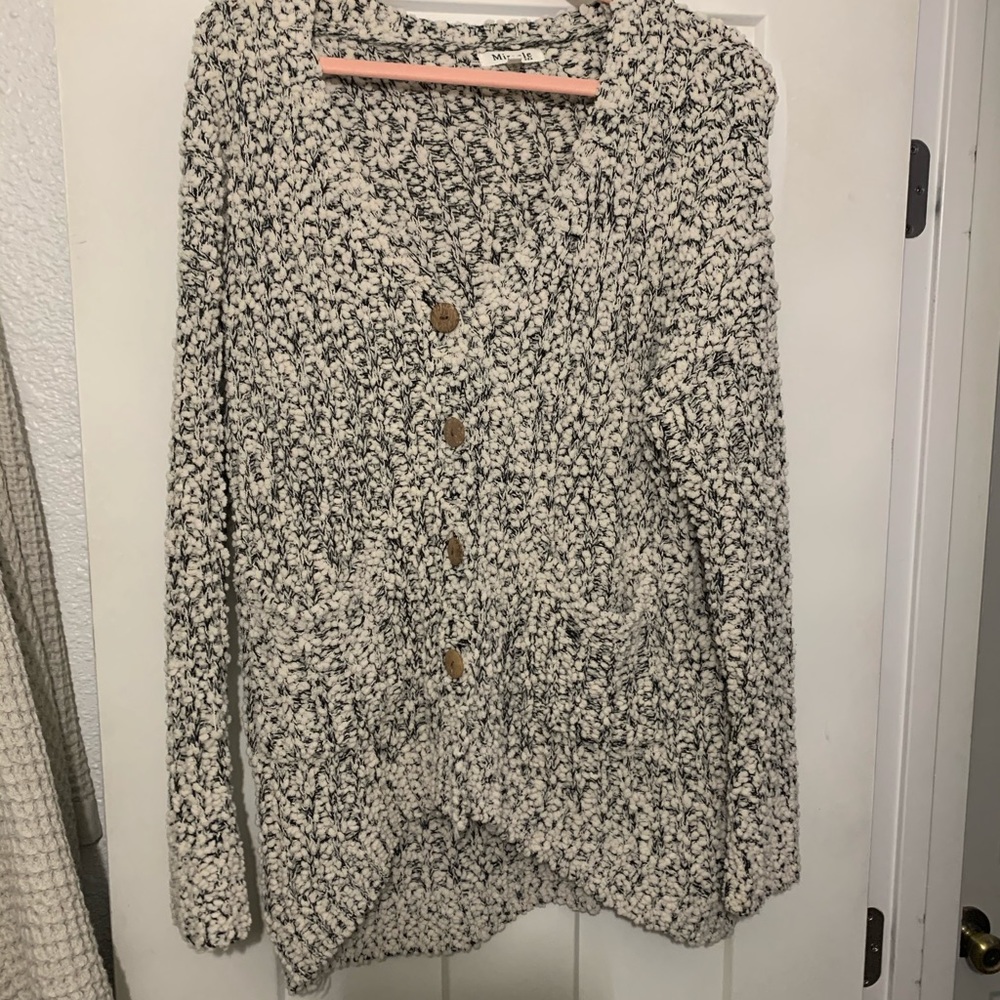 B&W popcorn button down cardigan